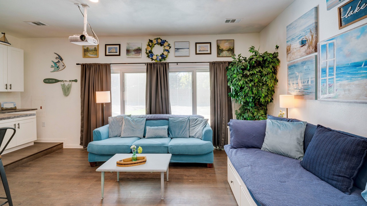 Photo of Livingroom in Lake Dallas