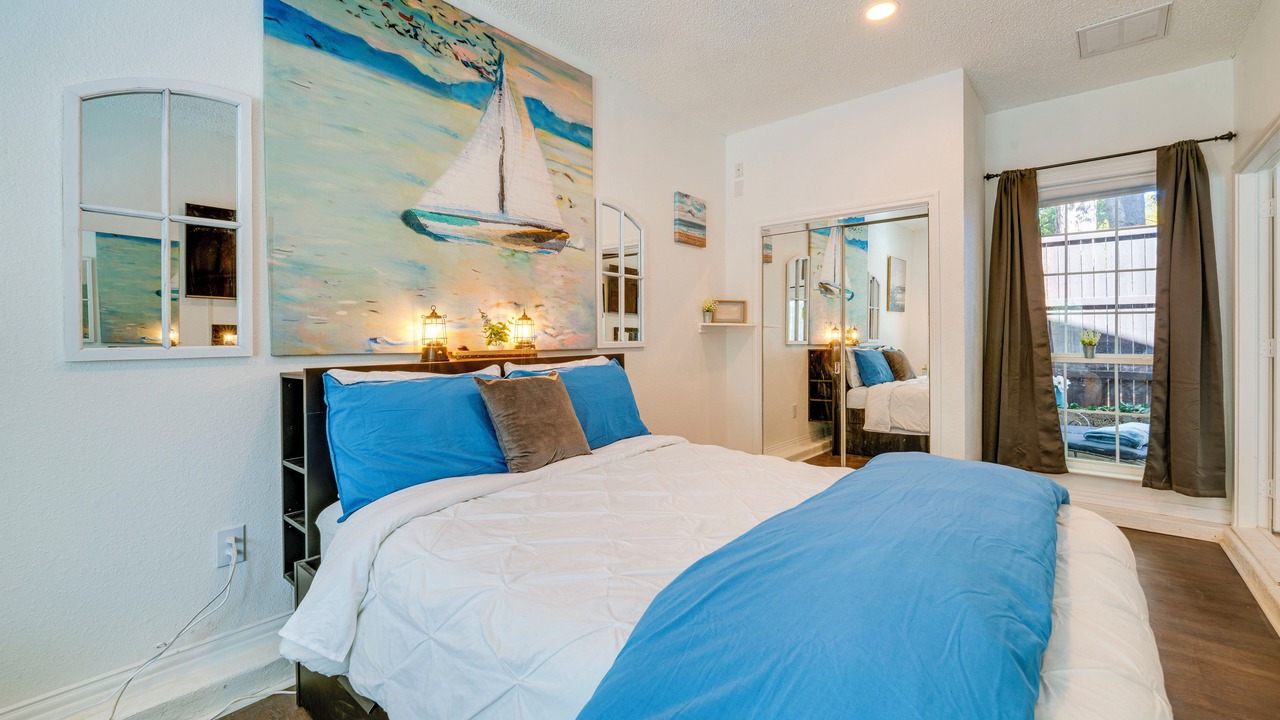 Photo of Bedroom in Lake Dallas