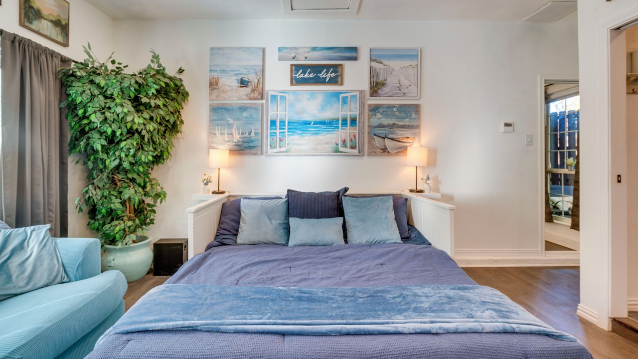 Photo of Bedroom in Lake Dallas