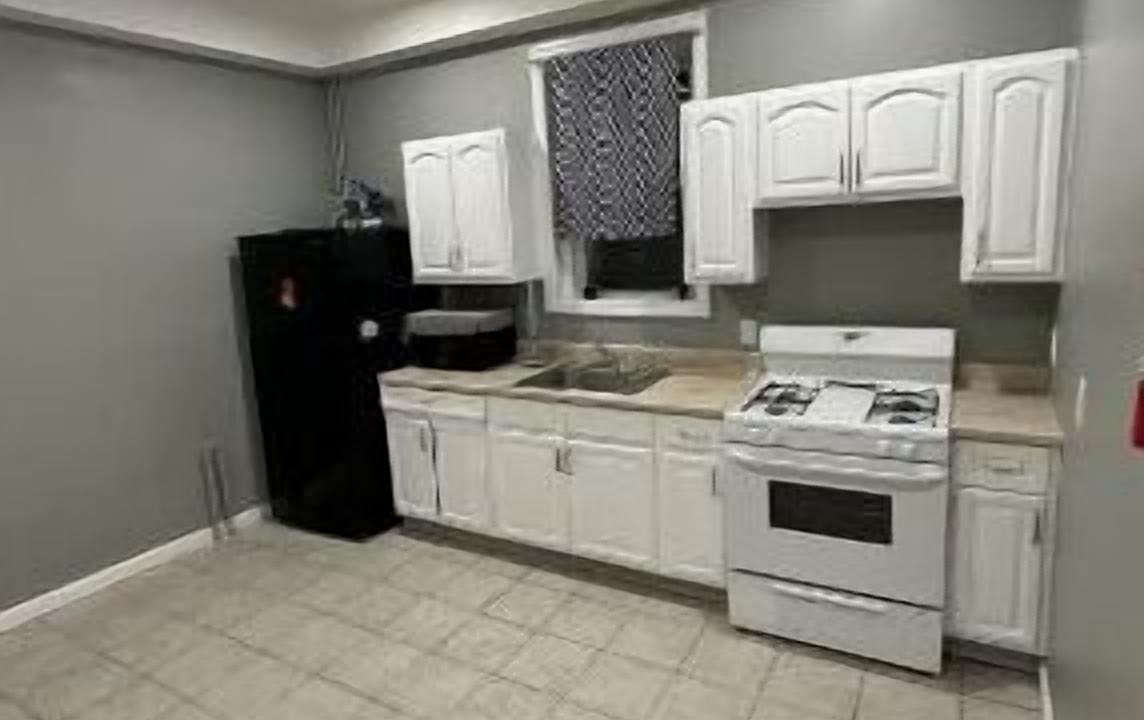 Photo of Kitchen in Elizabeth