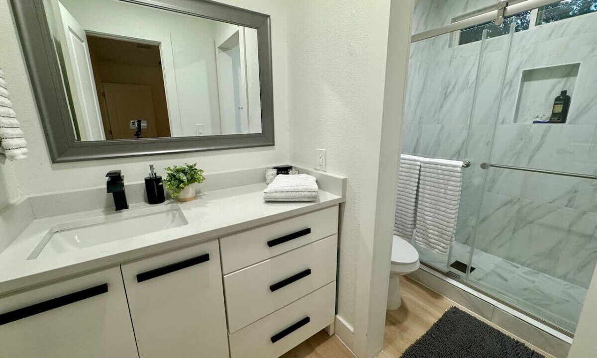 Photo of Bathroom in East Oak Hill