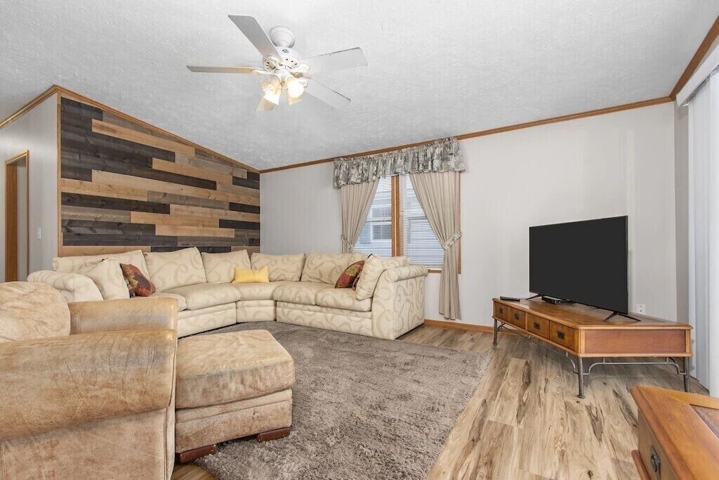 Photo of Livingroom in Fremont