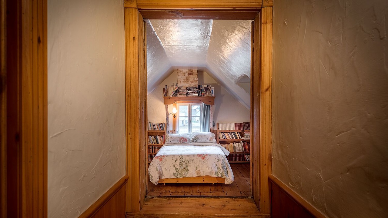 Photo of Bedroom in Mandeville