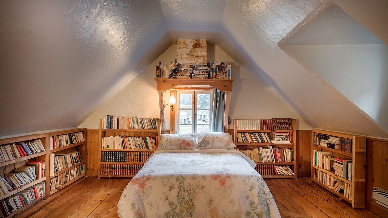 Photo of Bedroom in Mandeville
