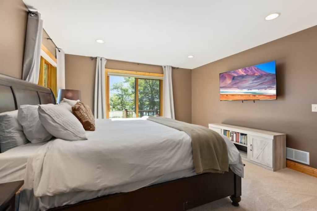 Photo of Bedroom in Nisswa