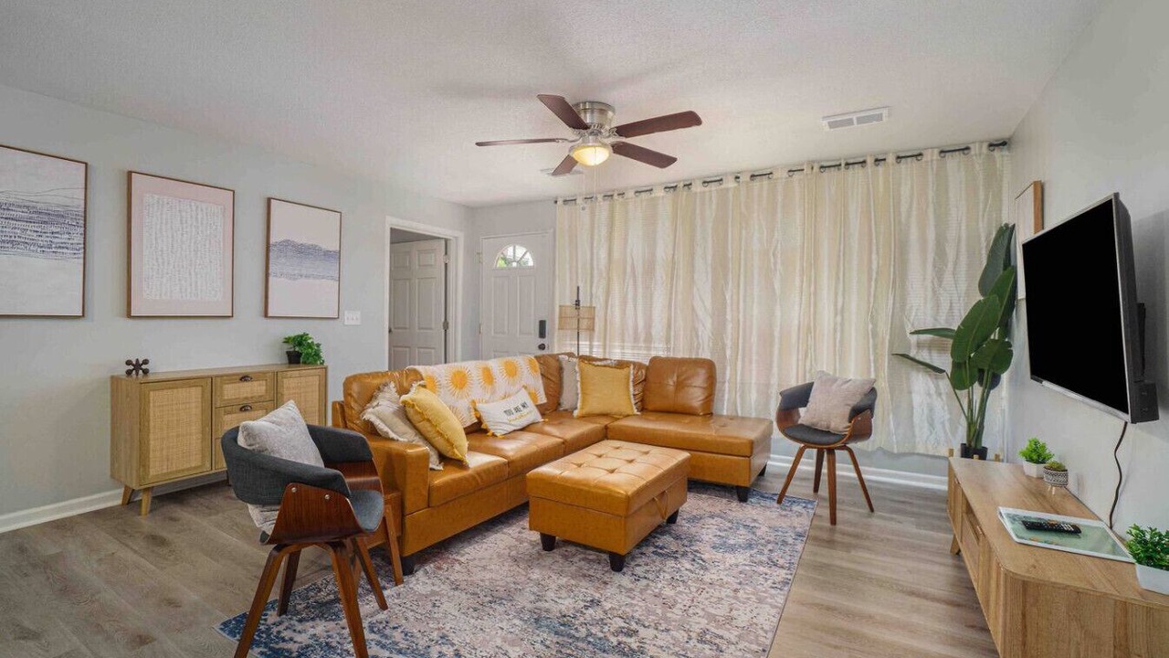 Photo of Livingroom in North Kansas City