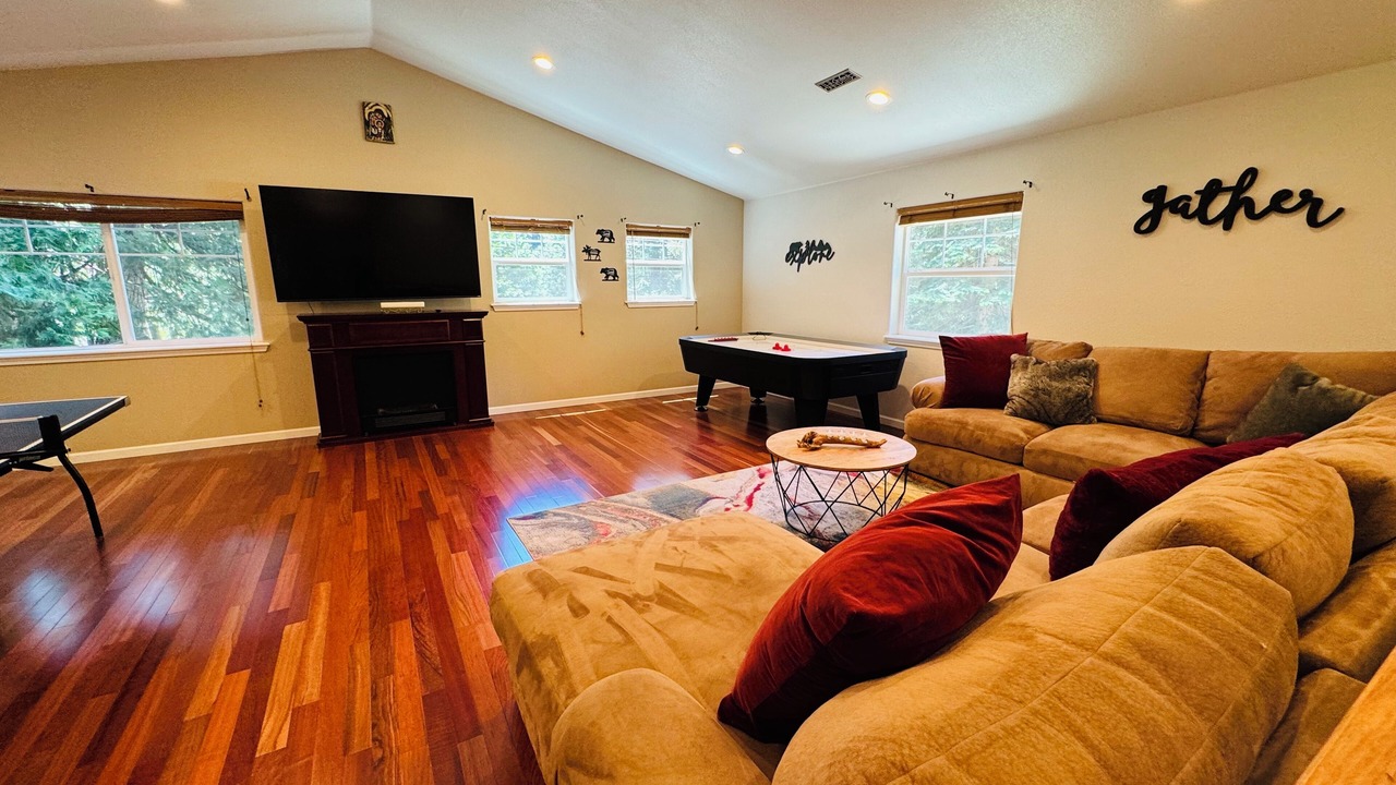 Photo of Livingroom in Glencoe