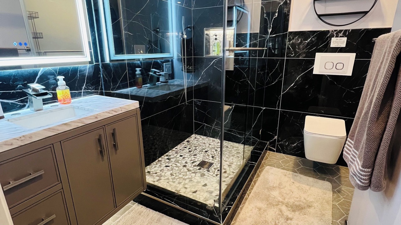 Photo of Bathroom in Glencoe