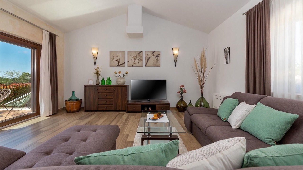 Photo of Bedroom in Flengi