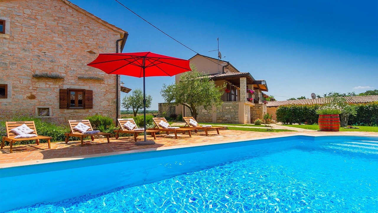 Photo of Outdoor in Krmed