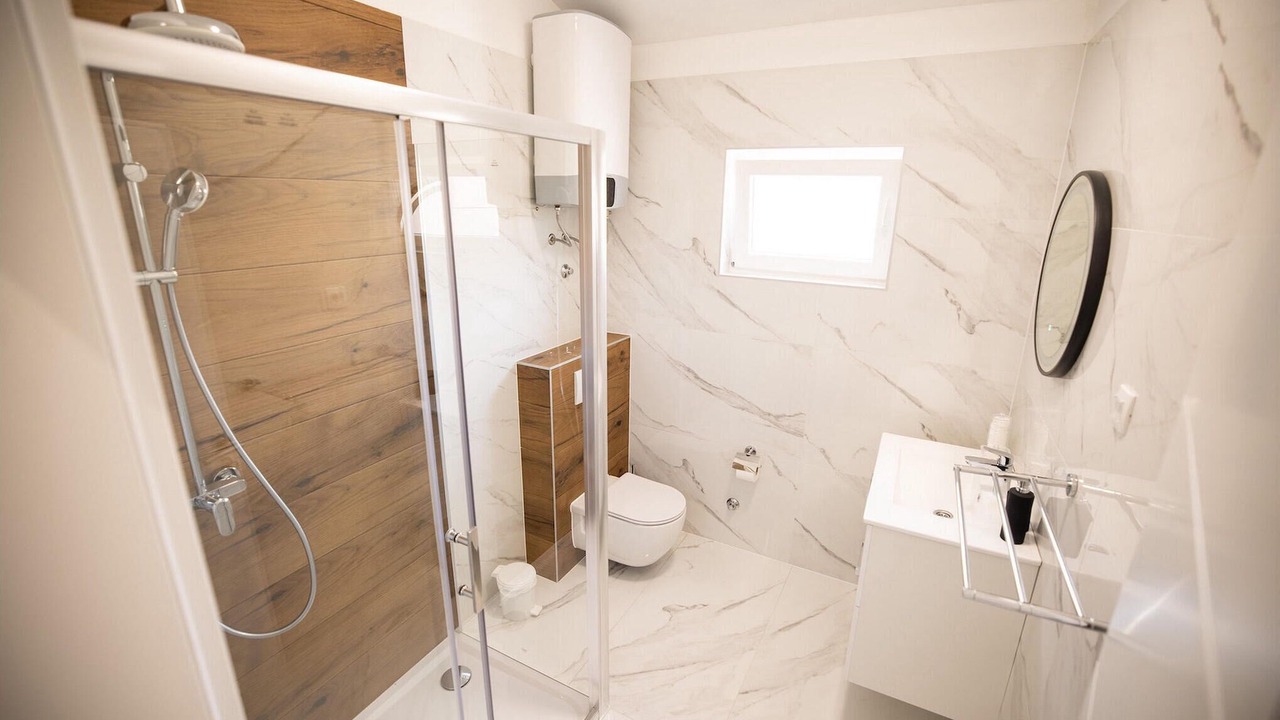 Photo of Bathroom in Vir