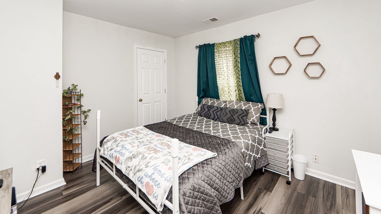 Photo of Bedroom in North Charleston