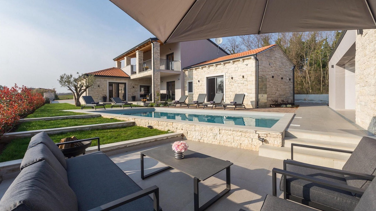 Photo of Outdoor in Mofardini