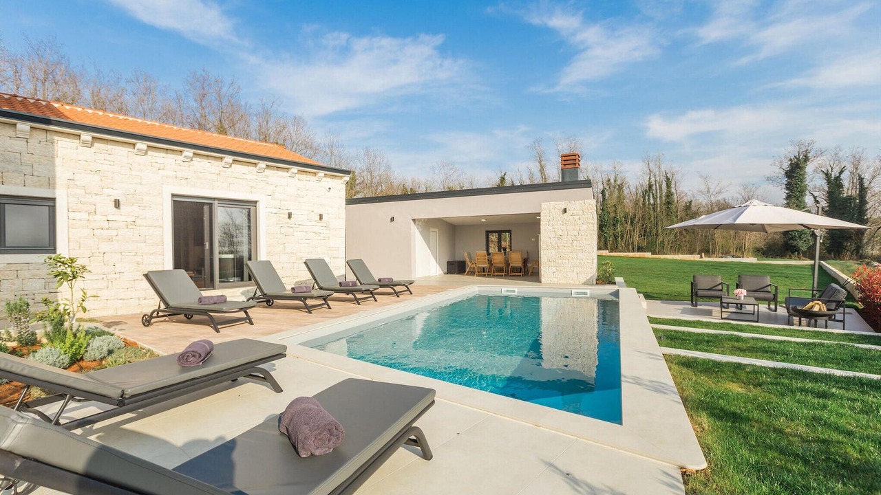 Photo of Outdoor in Mofardini