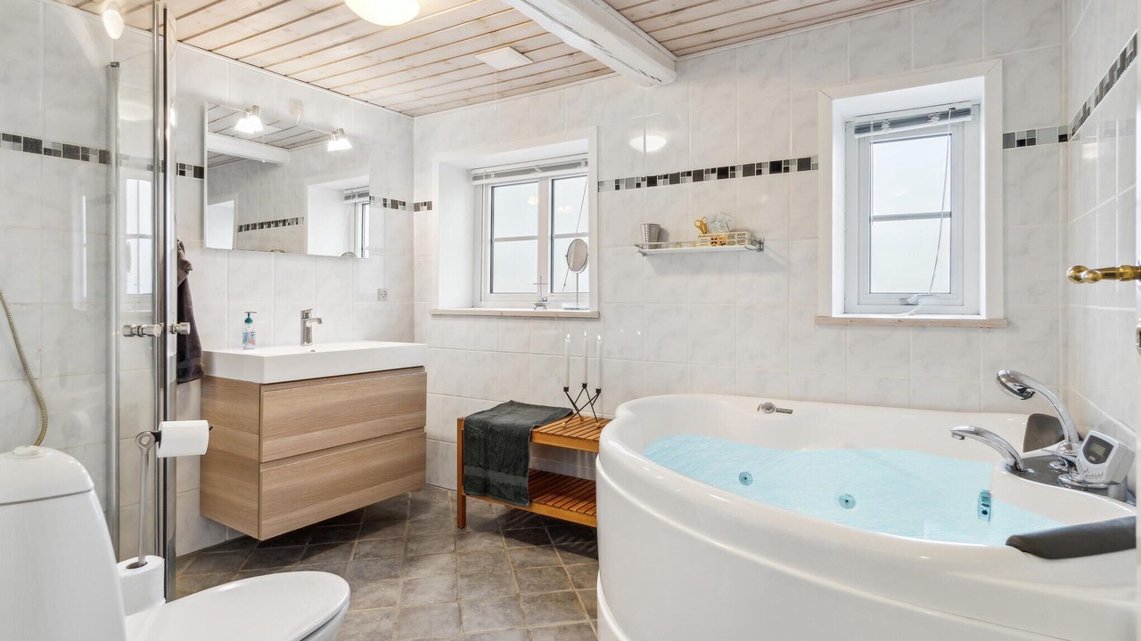 Photo of Bathroom in Ballum