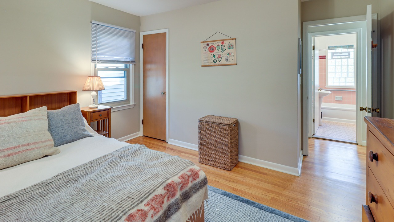 Photo of Bedroom in Ann Arbor