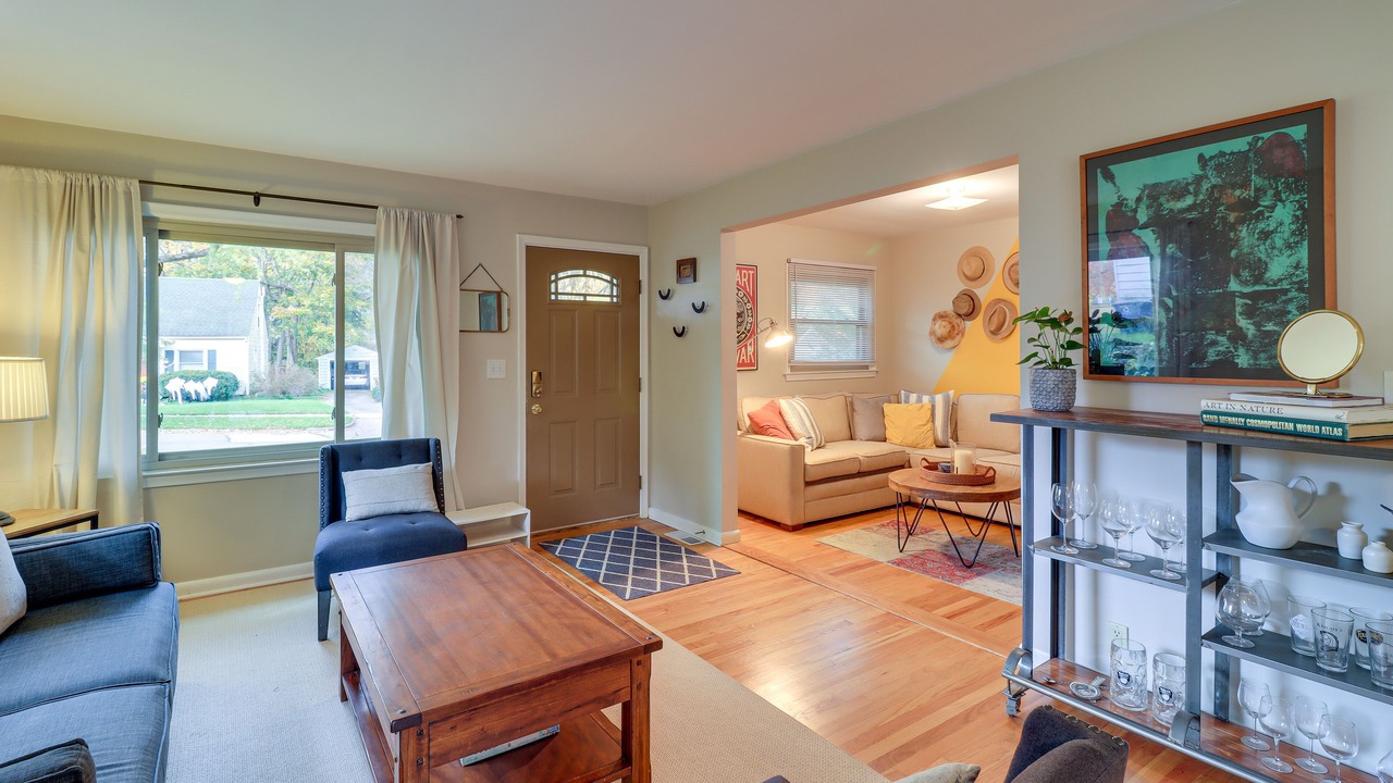 Photo of Livingroom in Ann Arbor