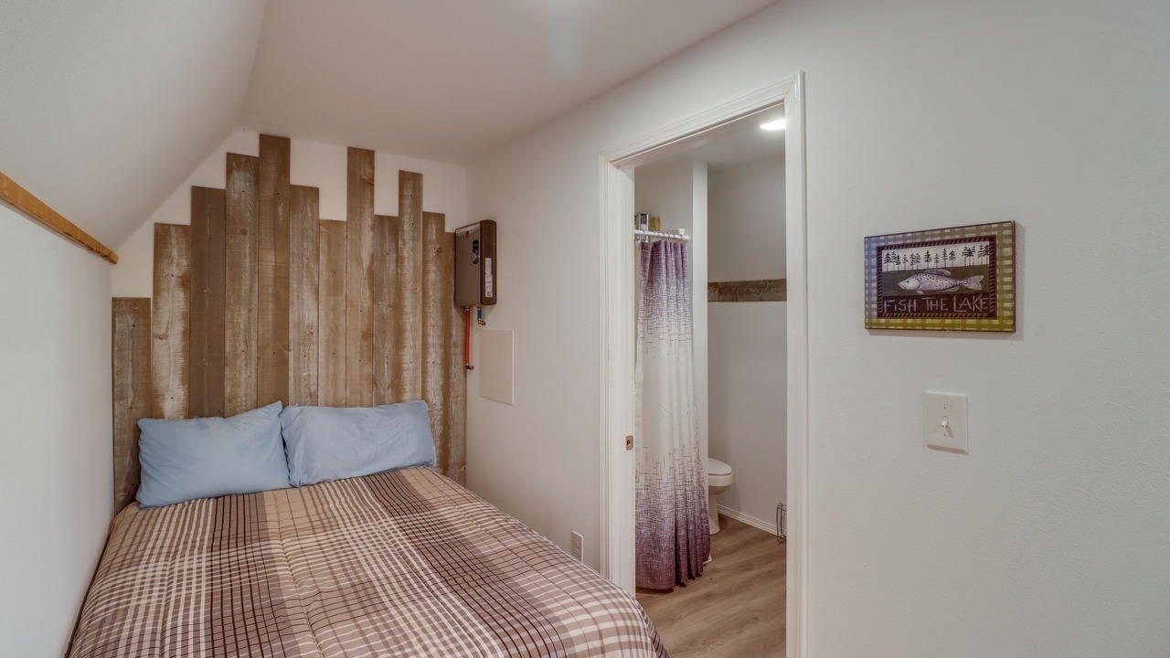 Photo of Bedroom in Higden