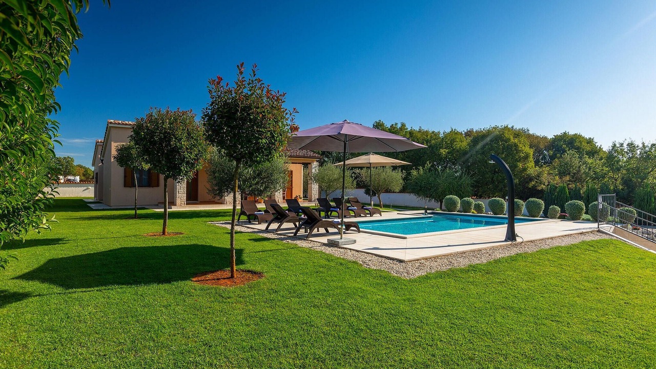 Photo of Outdoor in Rebici