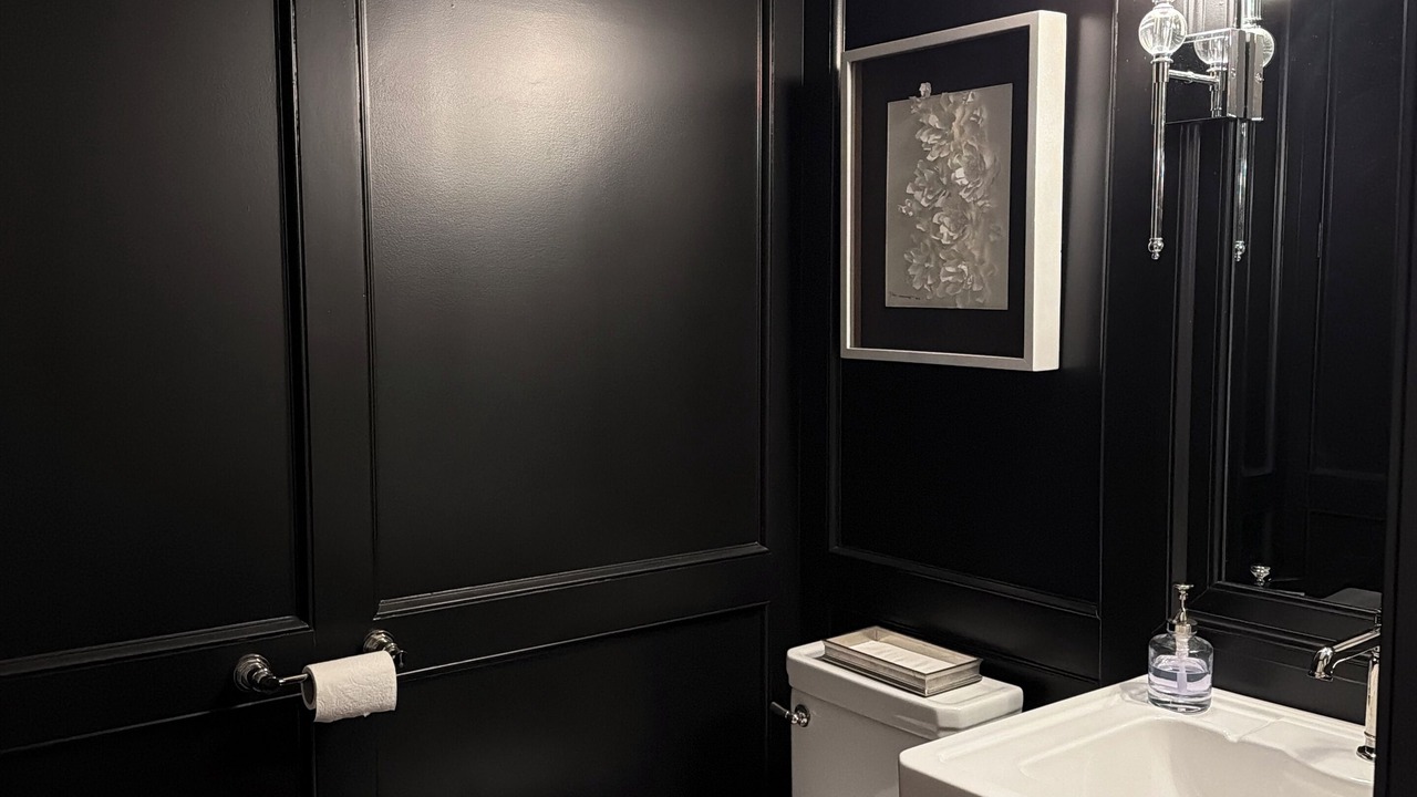 Photo of Bedroom in North Center