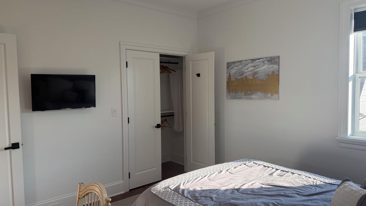 Photo of Bedroom in North Center