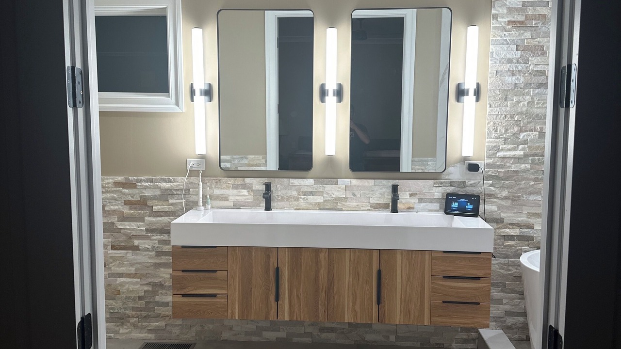 Photo of Bathroom in North Center