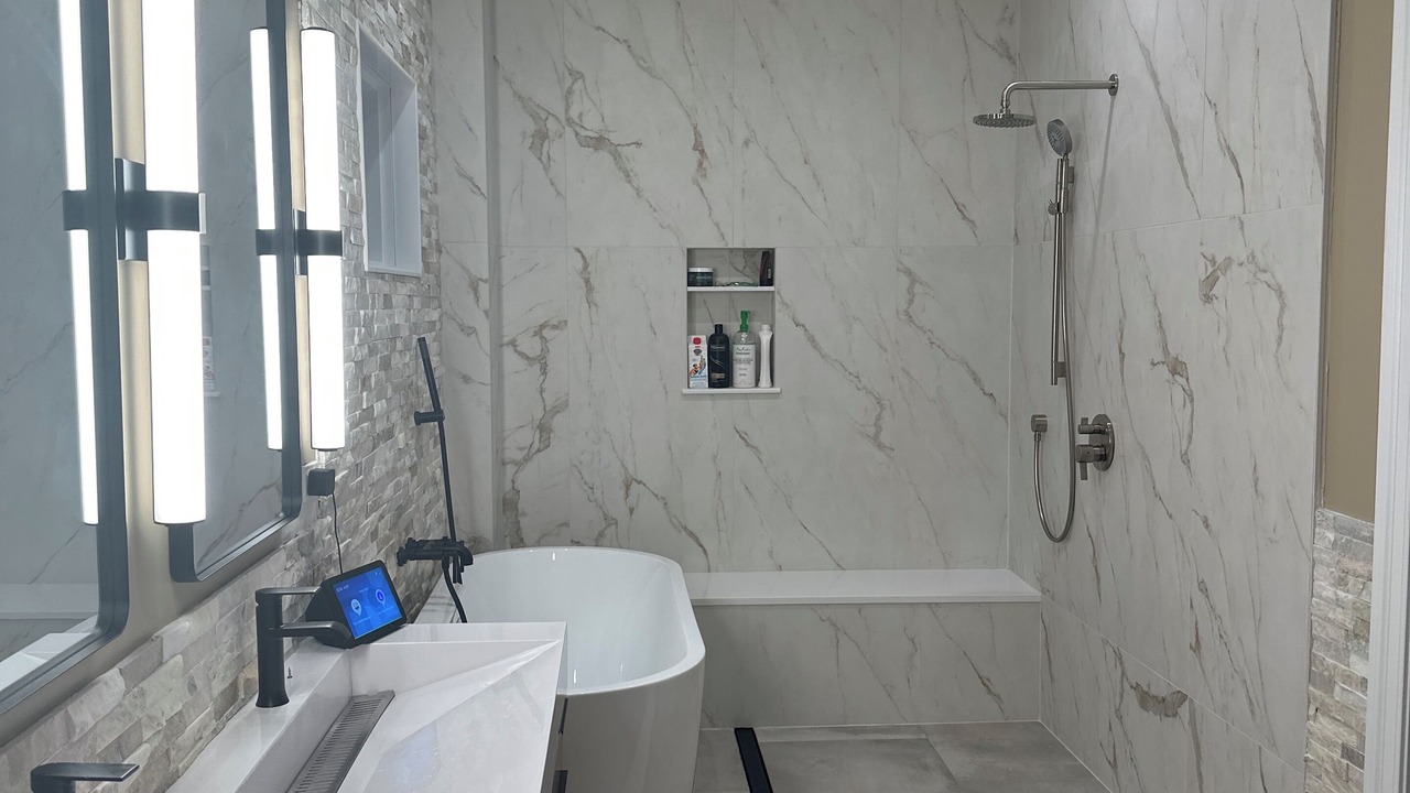 Photo of Bathroom in North Center