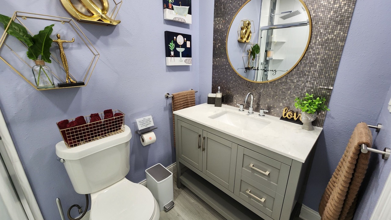 Photo of Bathroom in Orient Park