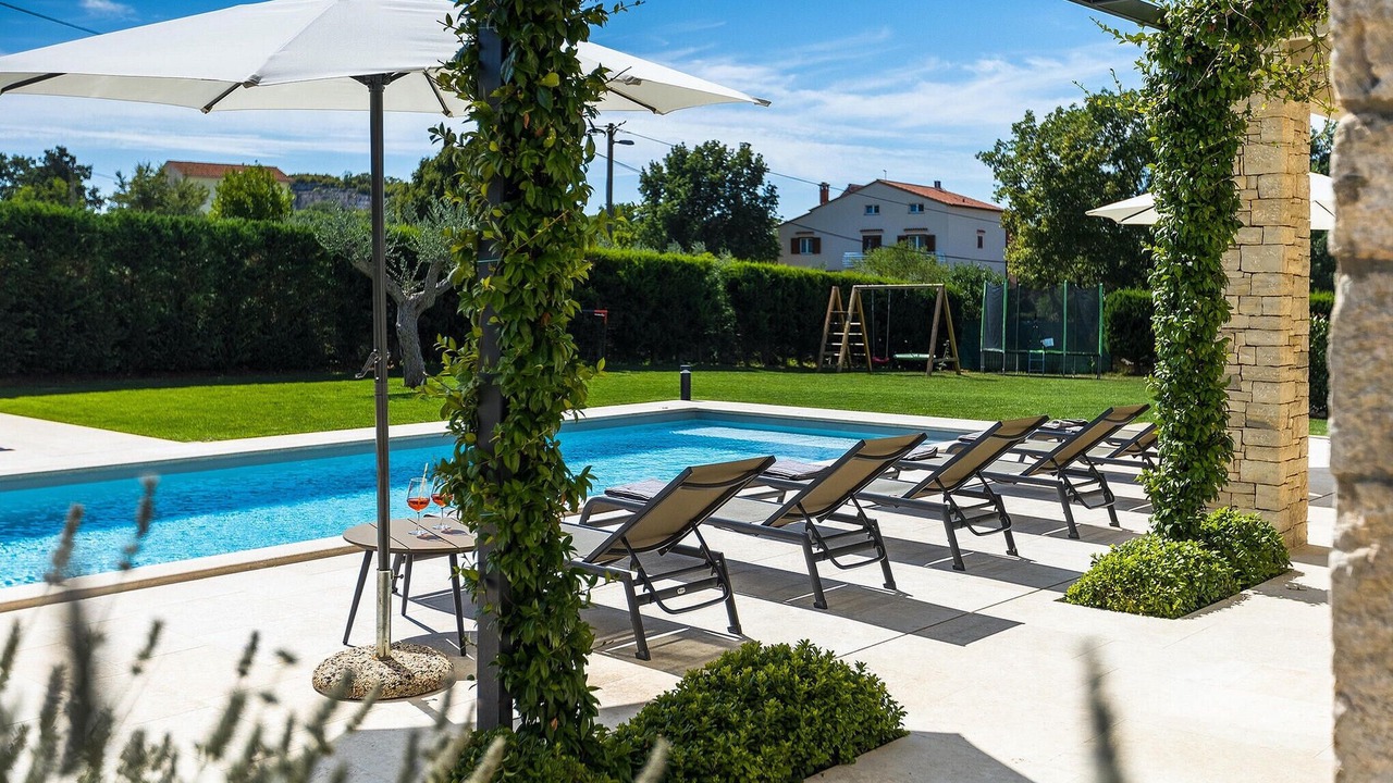 Photo of Outdoor in Matohanci