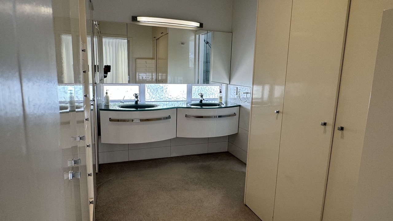 Photo of Bathroom in Oriental Bay