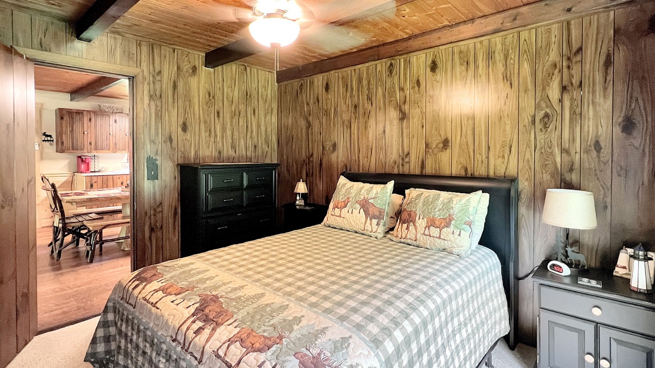 Photo of Bedroom in Monson