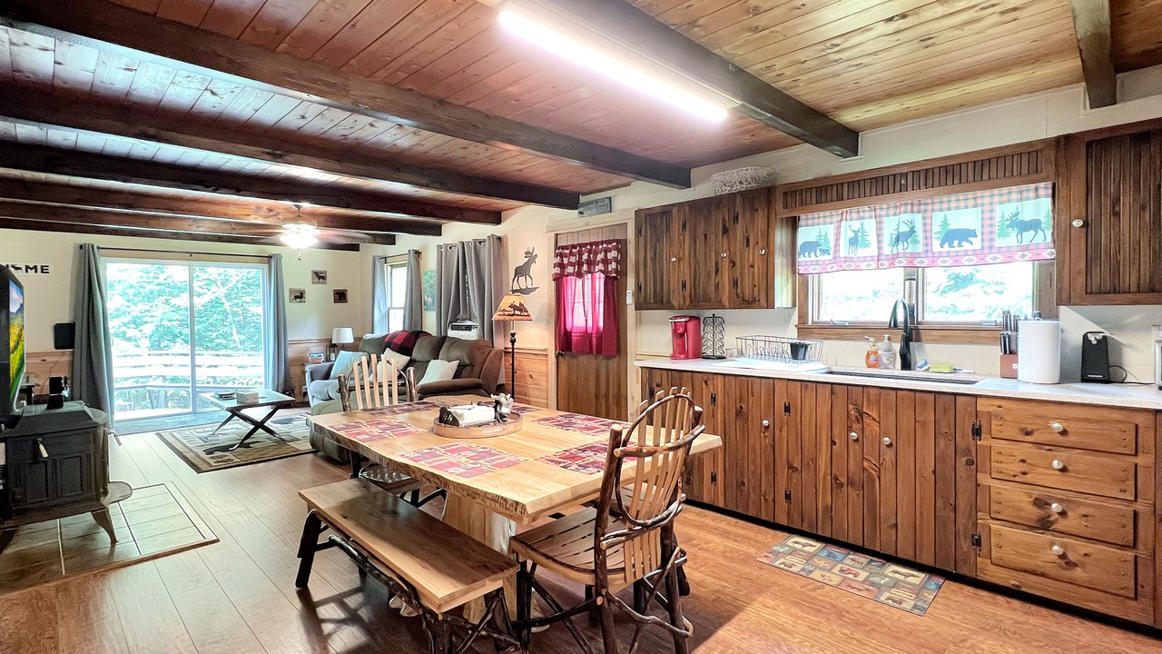 Photo of Others in Monson