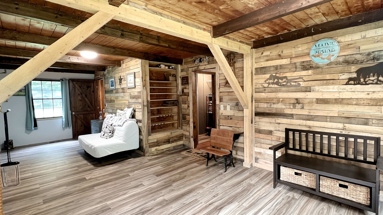 Photo of Bedroom in Monson