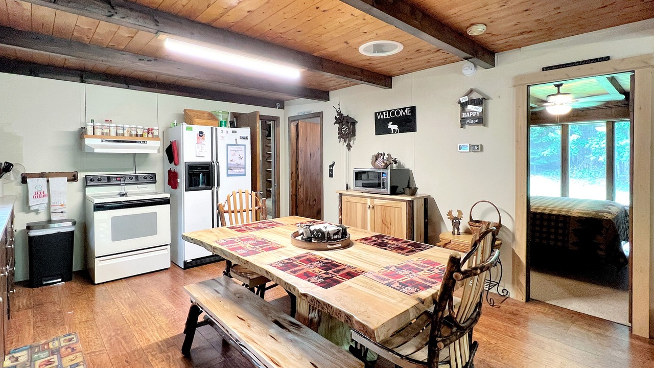 Photo of Others in Monson