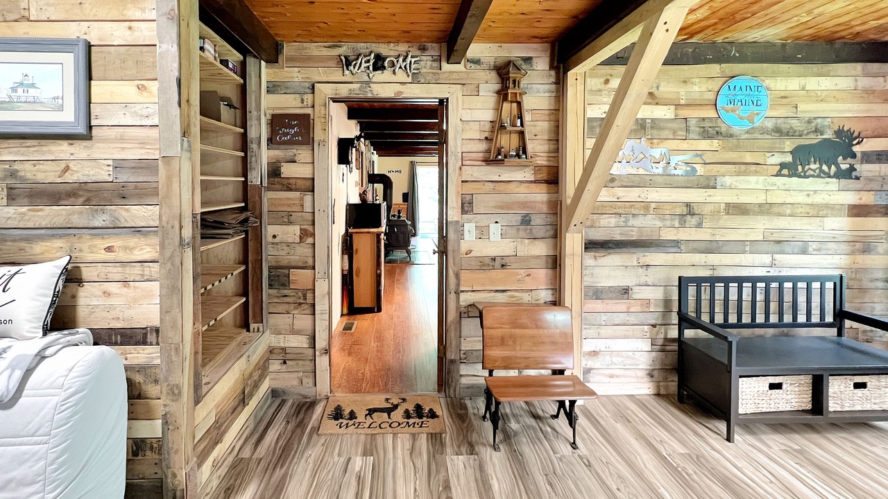 Photo of Others in Monson