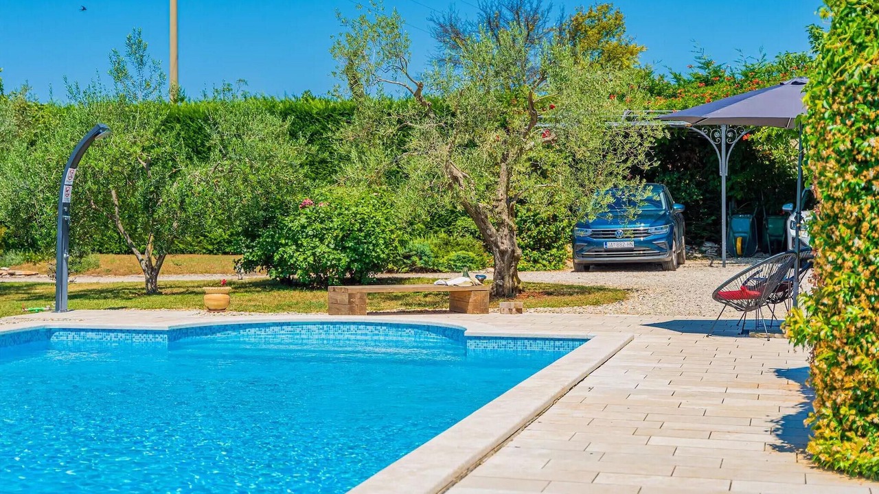 Photo of Outdoor in Mofardini