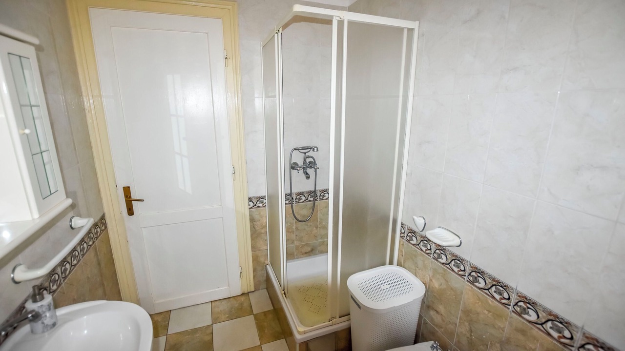 Photo of Bathroom in Mali Iz
