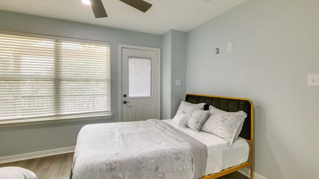 Photo of Bedroom in Onalaska