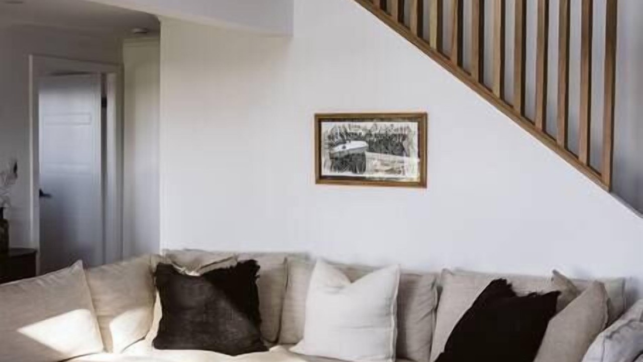 Photo of Livingroom in Milton