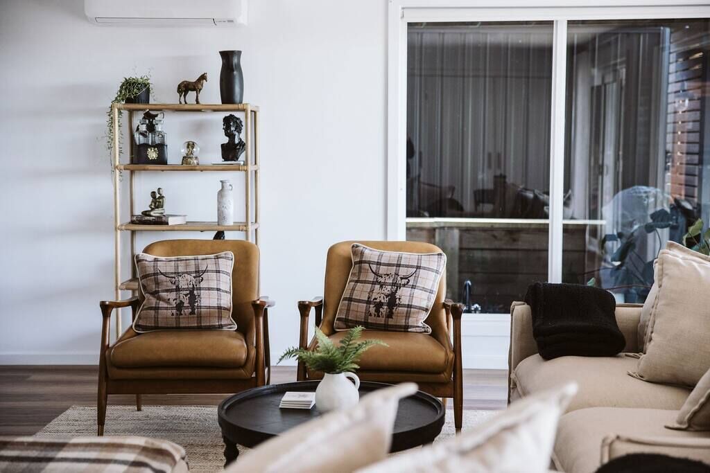 Photo of Livingroom in Milton