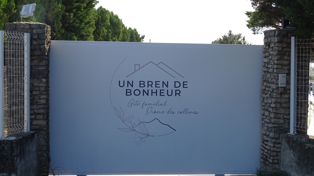 Photo of Outdoor in Bren