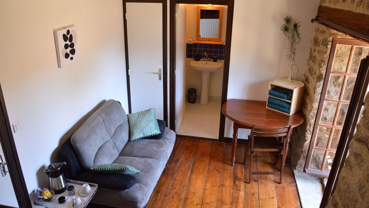 Photo of Livingroom in Felines