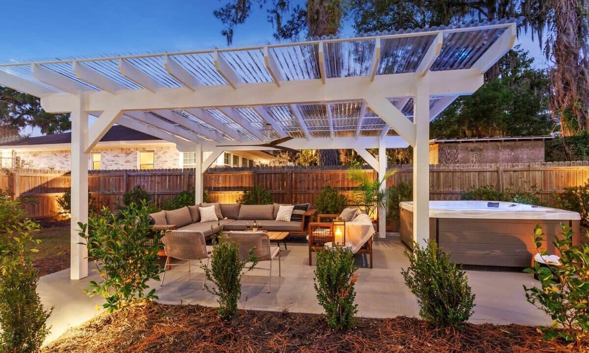 Photo of Patio Balcony in Thunderbolt