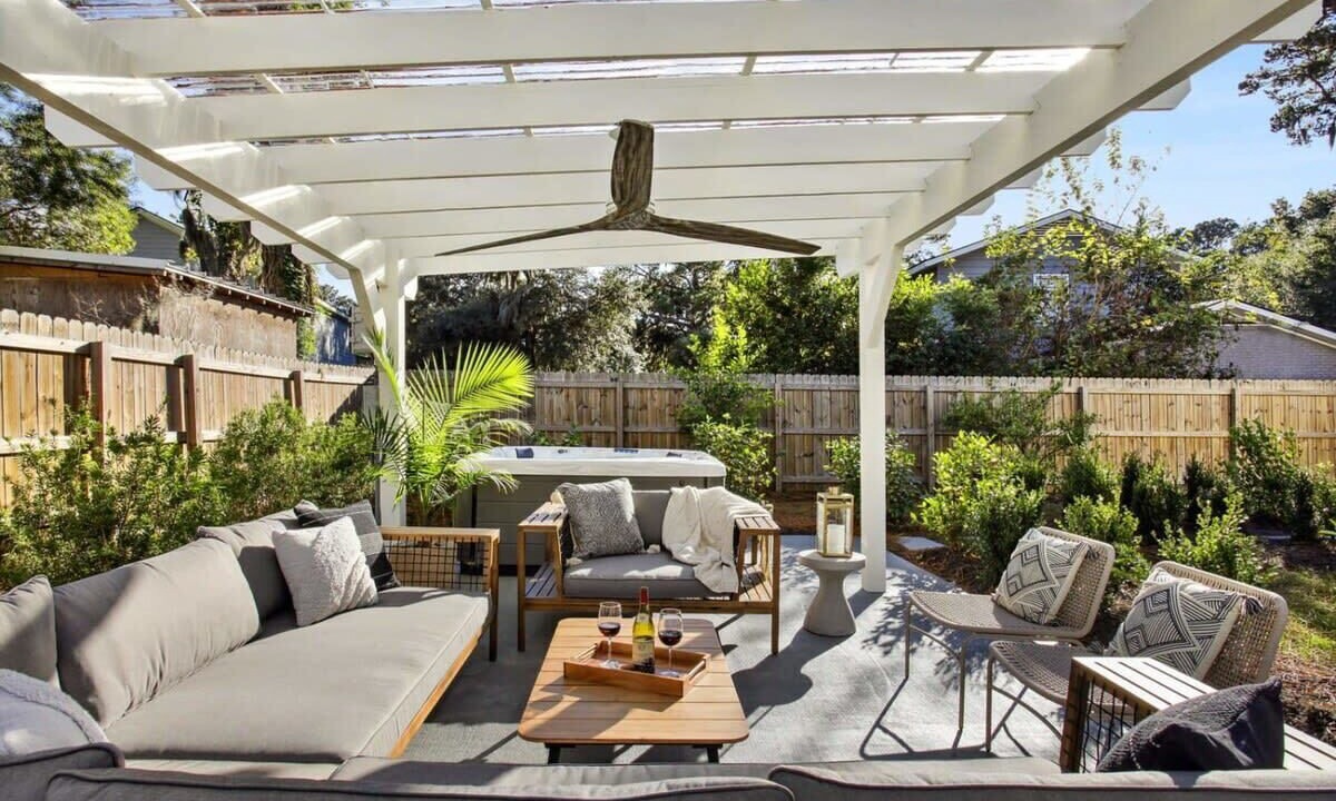 Photo of Patio Balcony in Thunderbolt