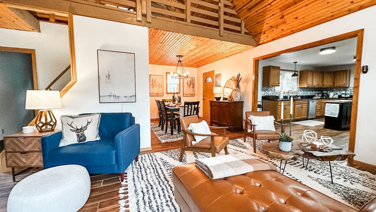 Photo of Livingroom in Harrison