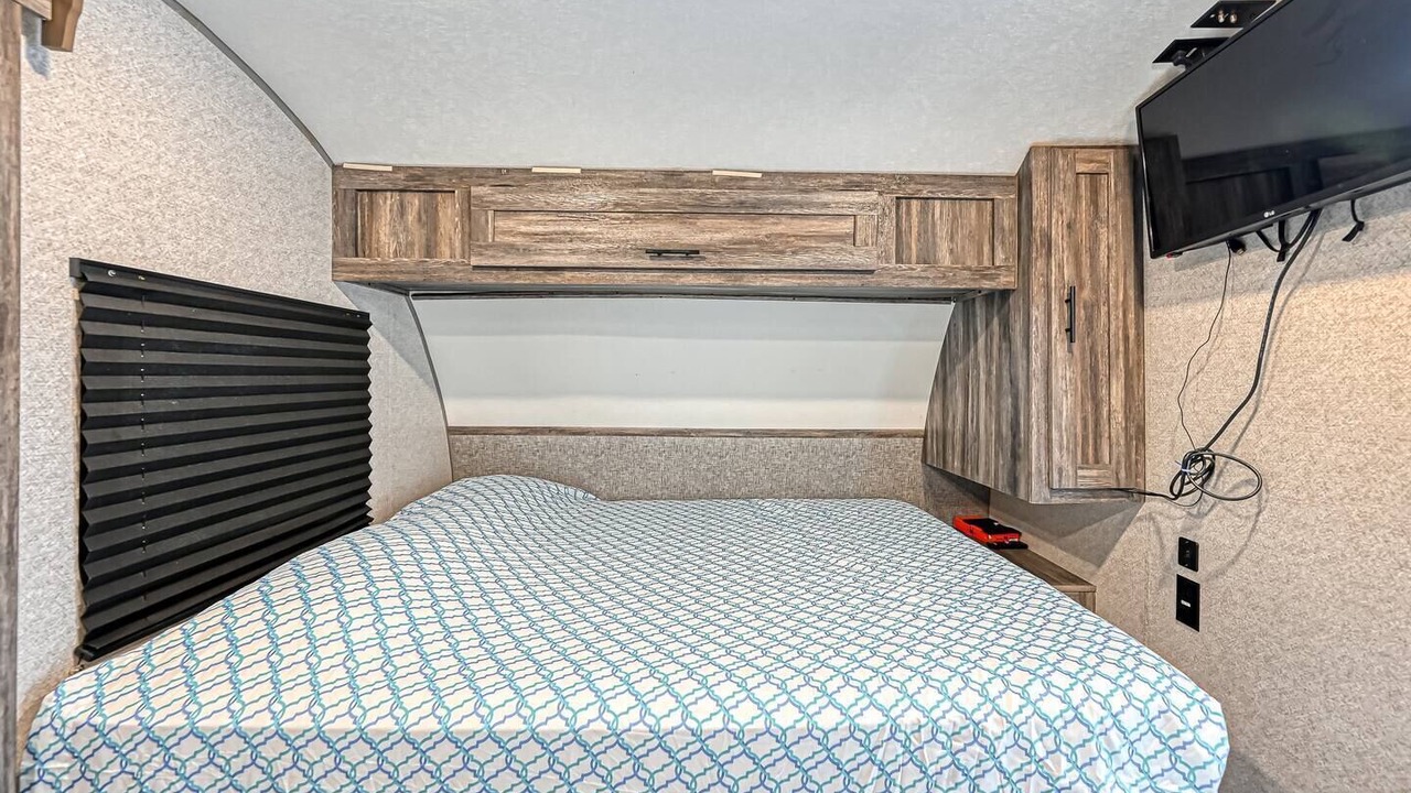 Photo of Bedroom in Washington Ave./ Memorial Park