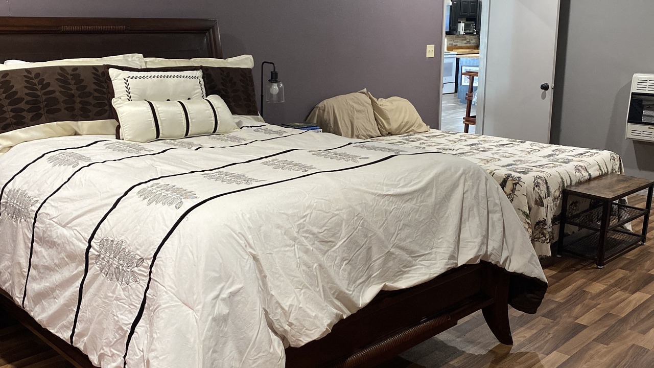 Photo of Bedroom in Daisy