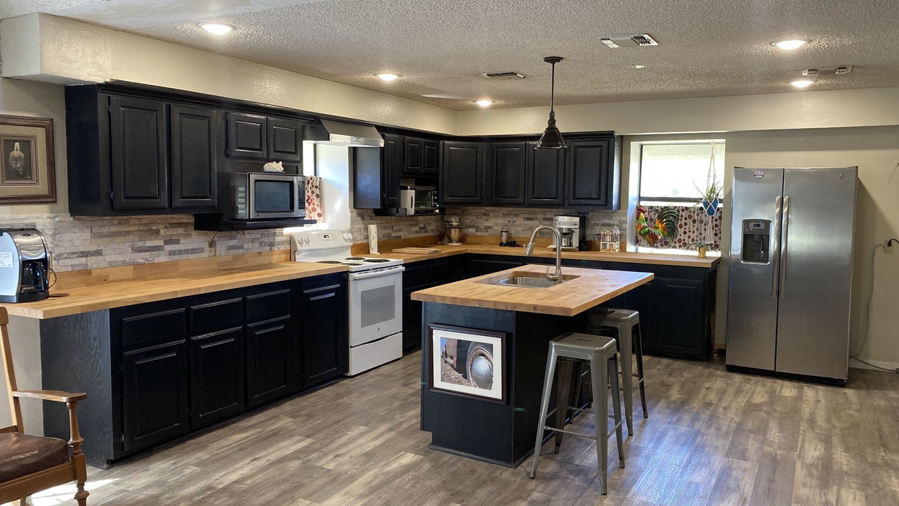 Photo of Kitchen in Daisy