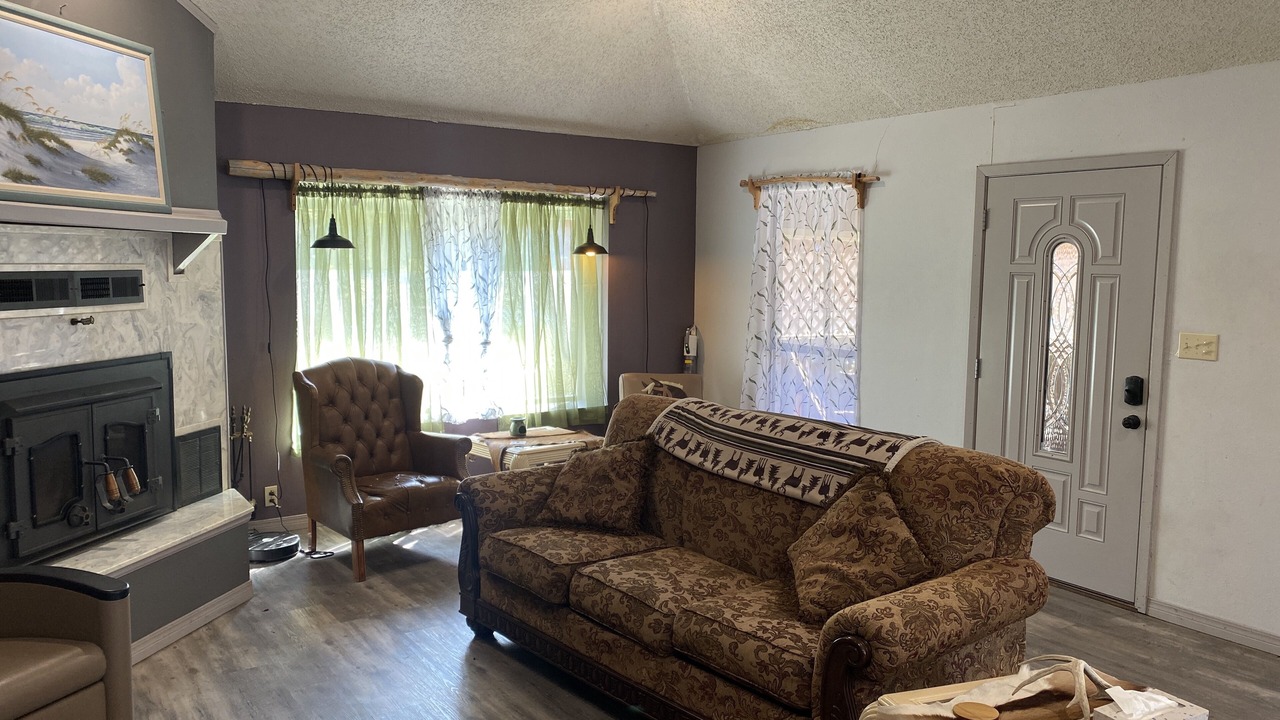 Photo of Livingroom in Daisy