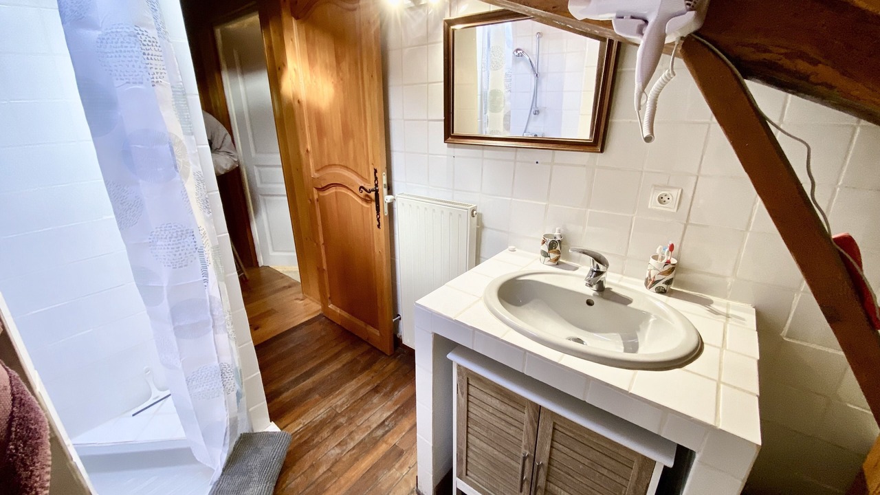 Photo of Bathroom in Mazan-l'Abbaye